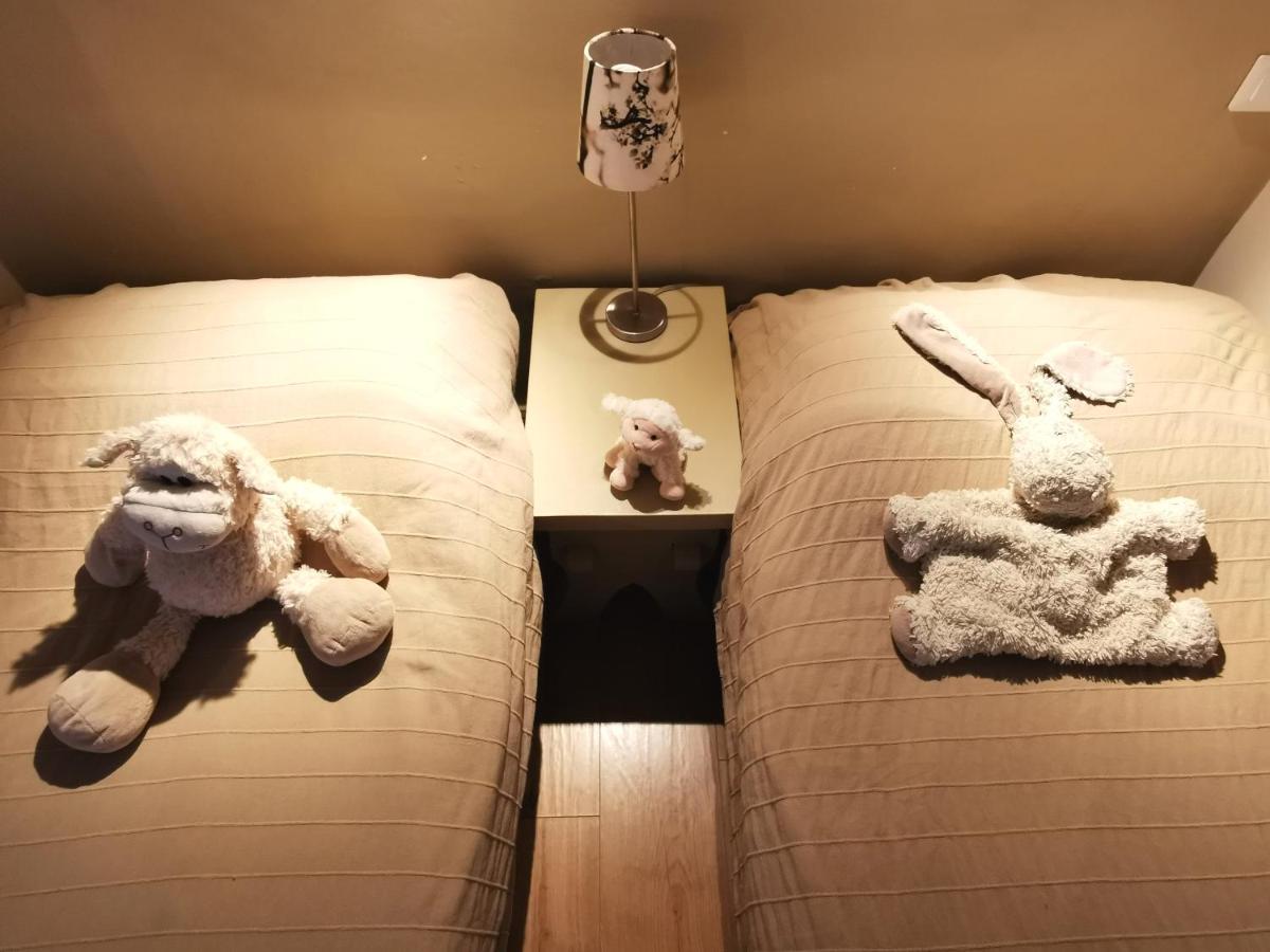 Logis Hotel Restaurant La Barguillere Saint-Pierre-de-Rivière Екстериор снимка